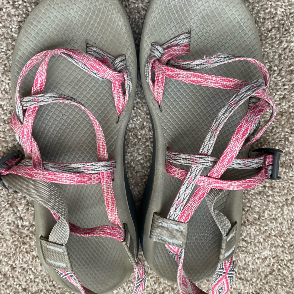 Pink and gray 2-strap Chacos